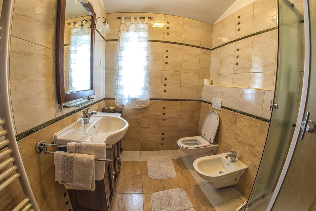 Apartments Sablic Пула Екстериор снимка