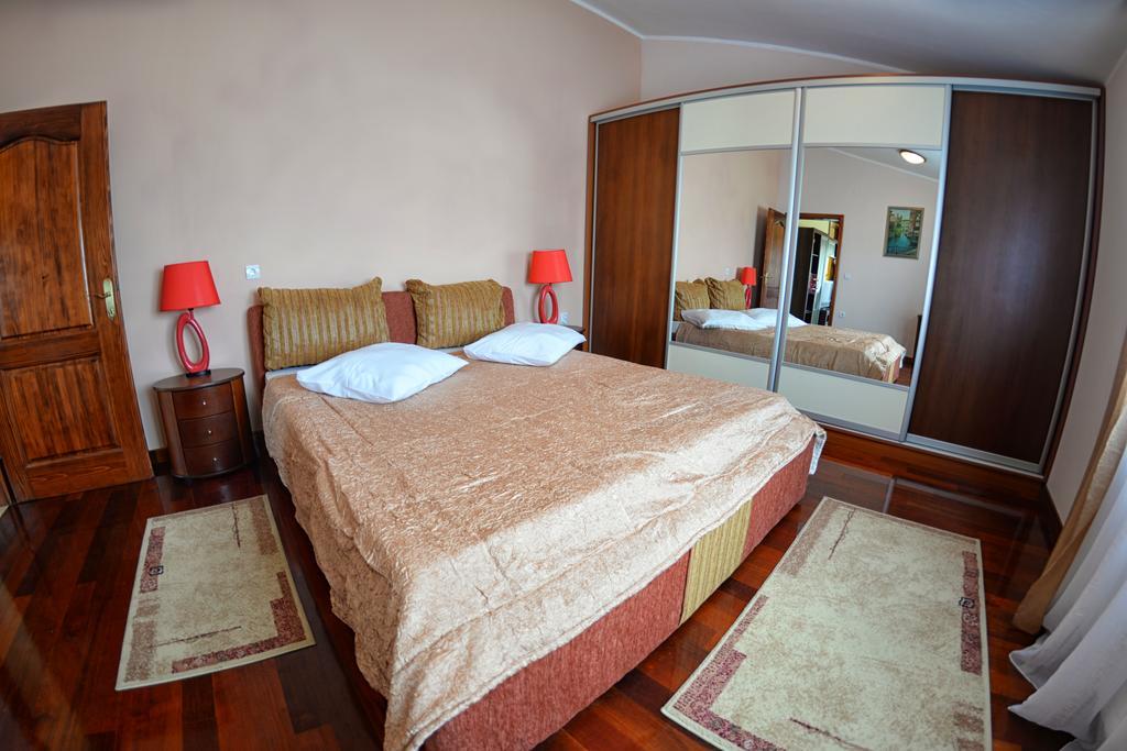 Apartments Sablic Пула Екстериор снимка