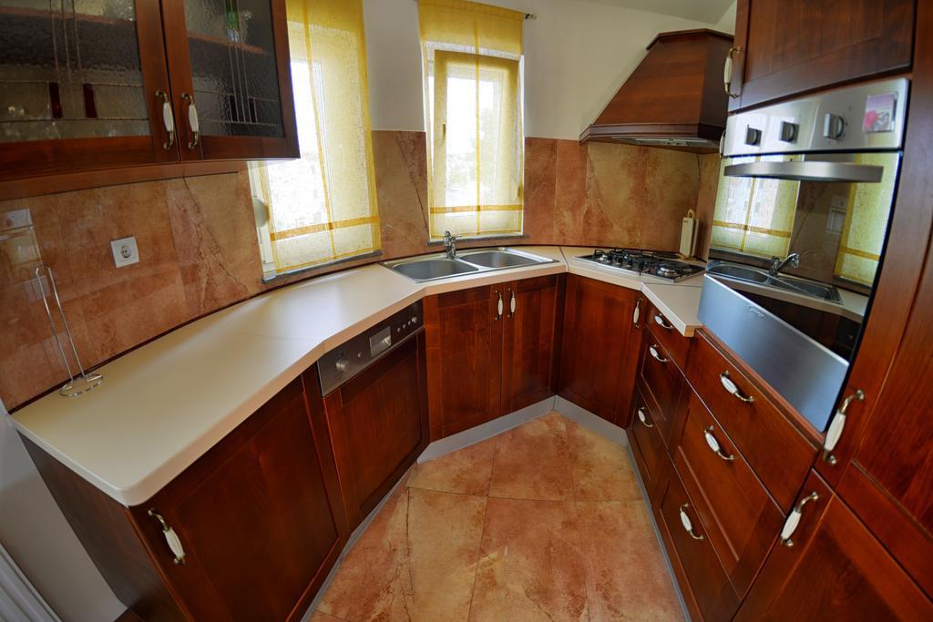Apartments Sablic Пула Екстериор снимка