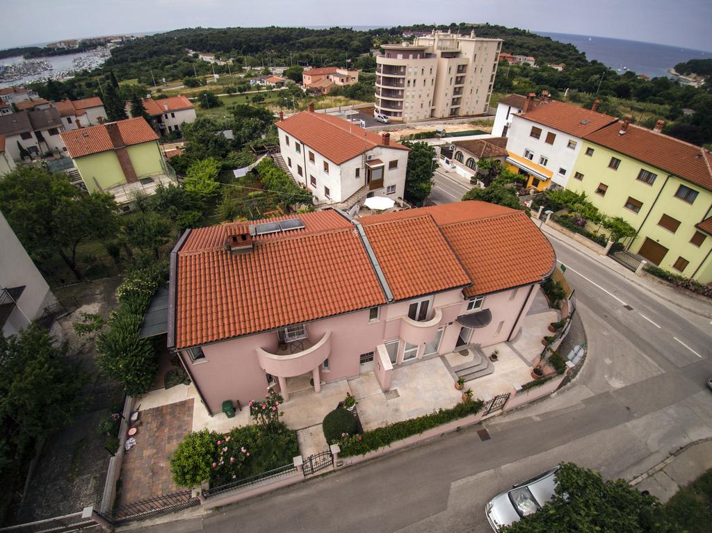 Apartments Sablic Пула Екстериор снимка