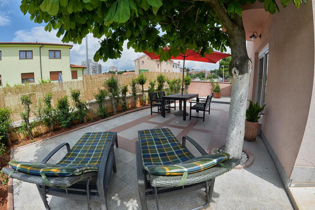 Apartments Sablic Пула Екстериор снимка